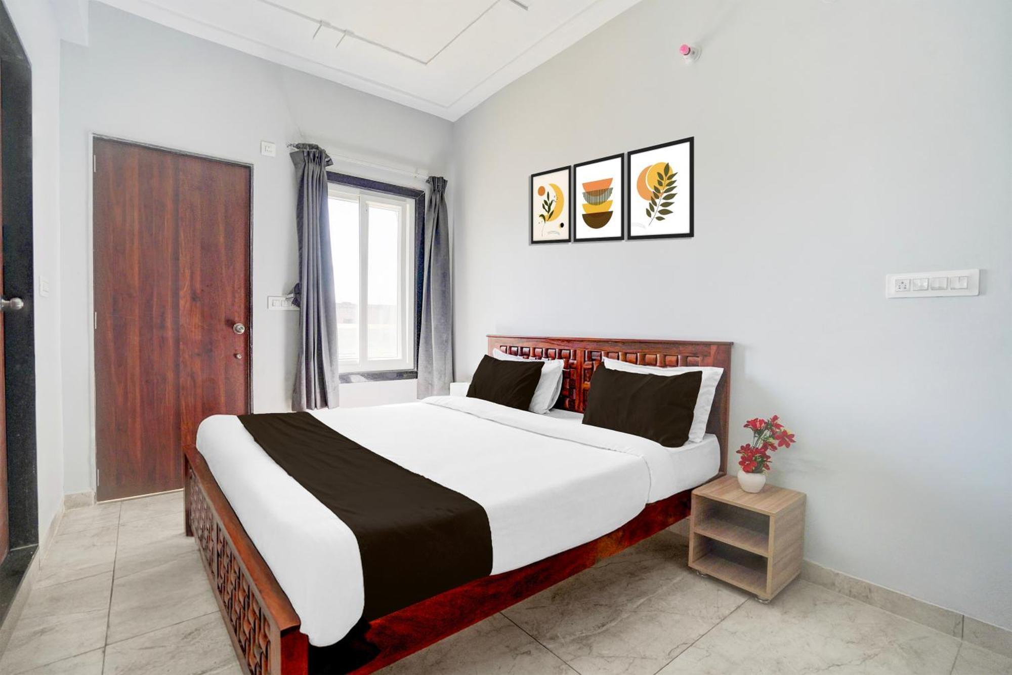 Hotel O Shree Gurukripa Khātu Exterior photo